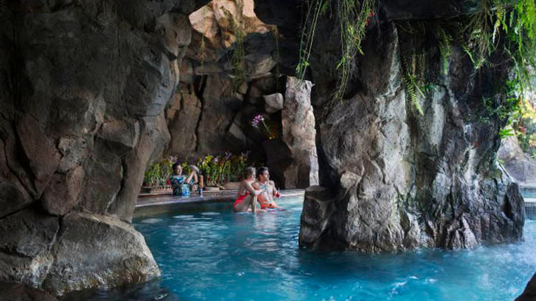 Grand Wailea Grotto Bar_PT